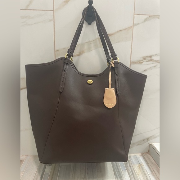 Coach Handbags - Coach  Brown Classic Leather Tote